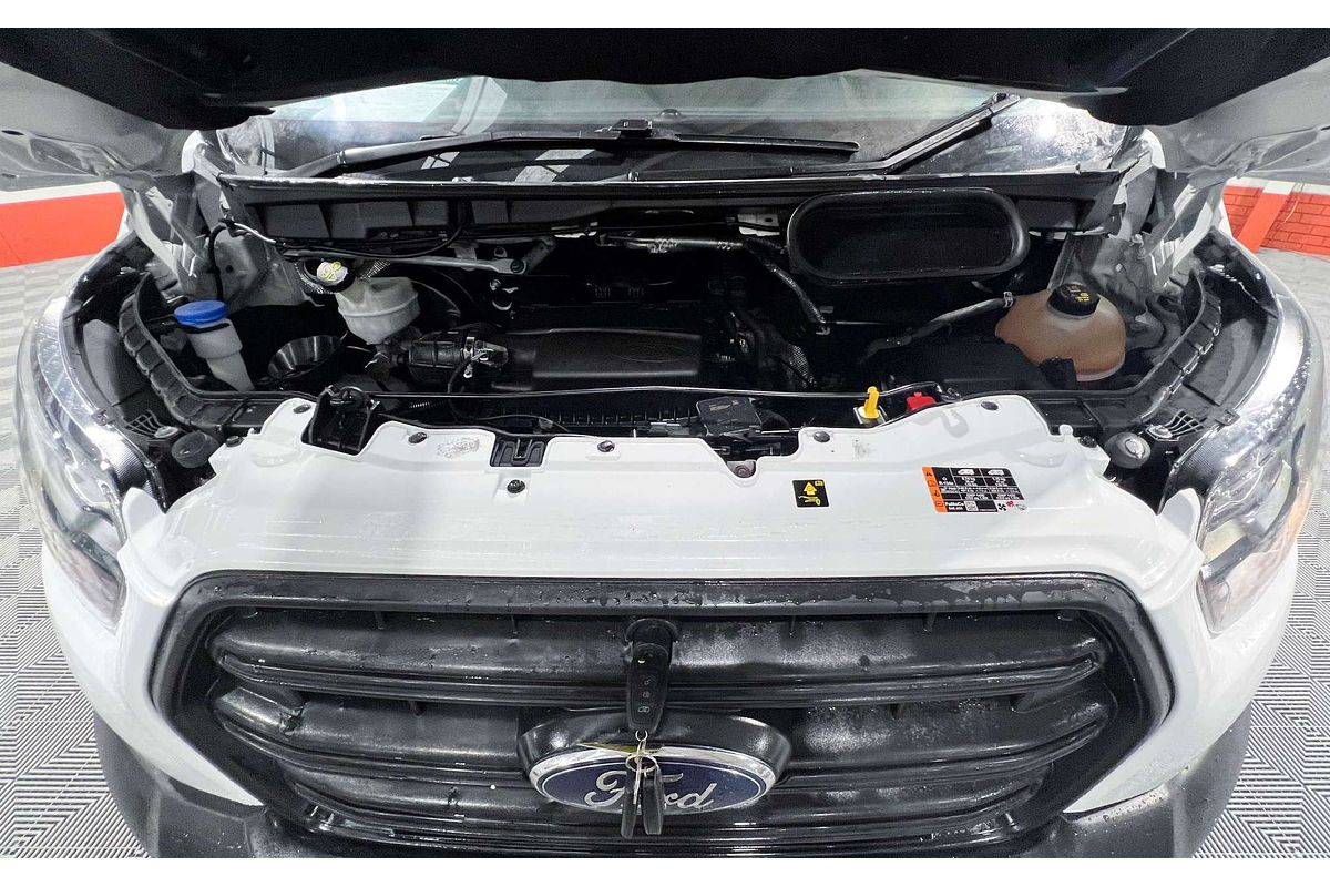 2019 Ford Transit 350L VO LWB Mid Roof