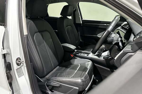 2022 Audi Q3 35 TFSI S line F3