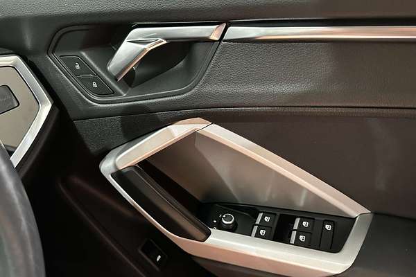 2022 Audi Q3 35 TFSI S line F3