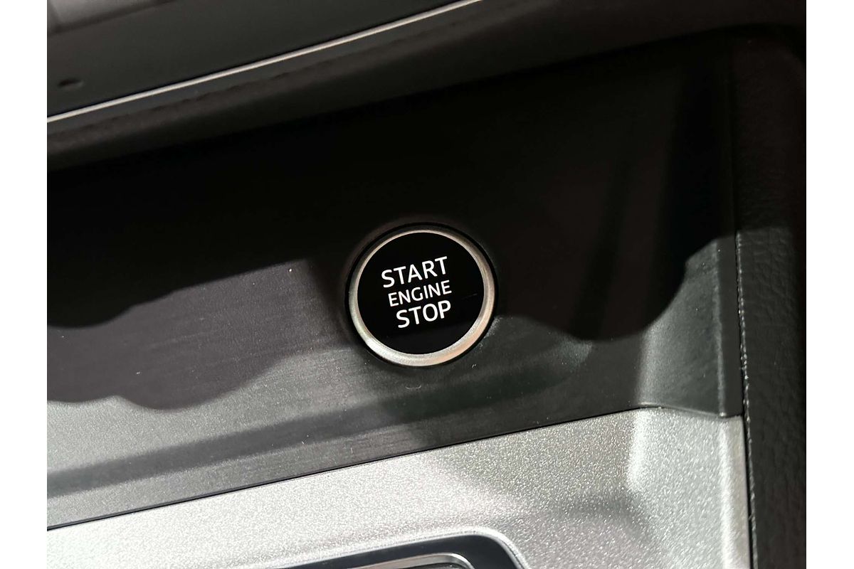 2022 Audi Q3 35 TFSI S line F3