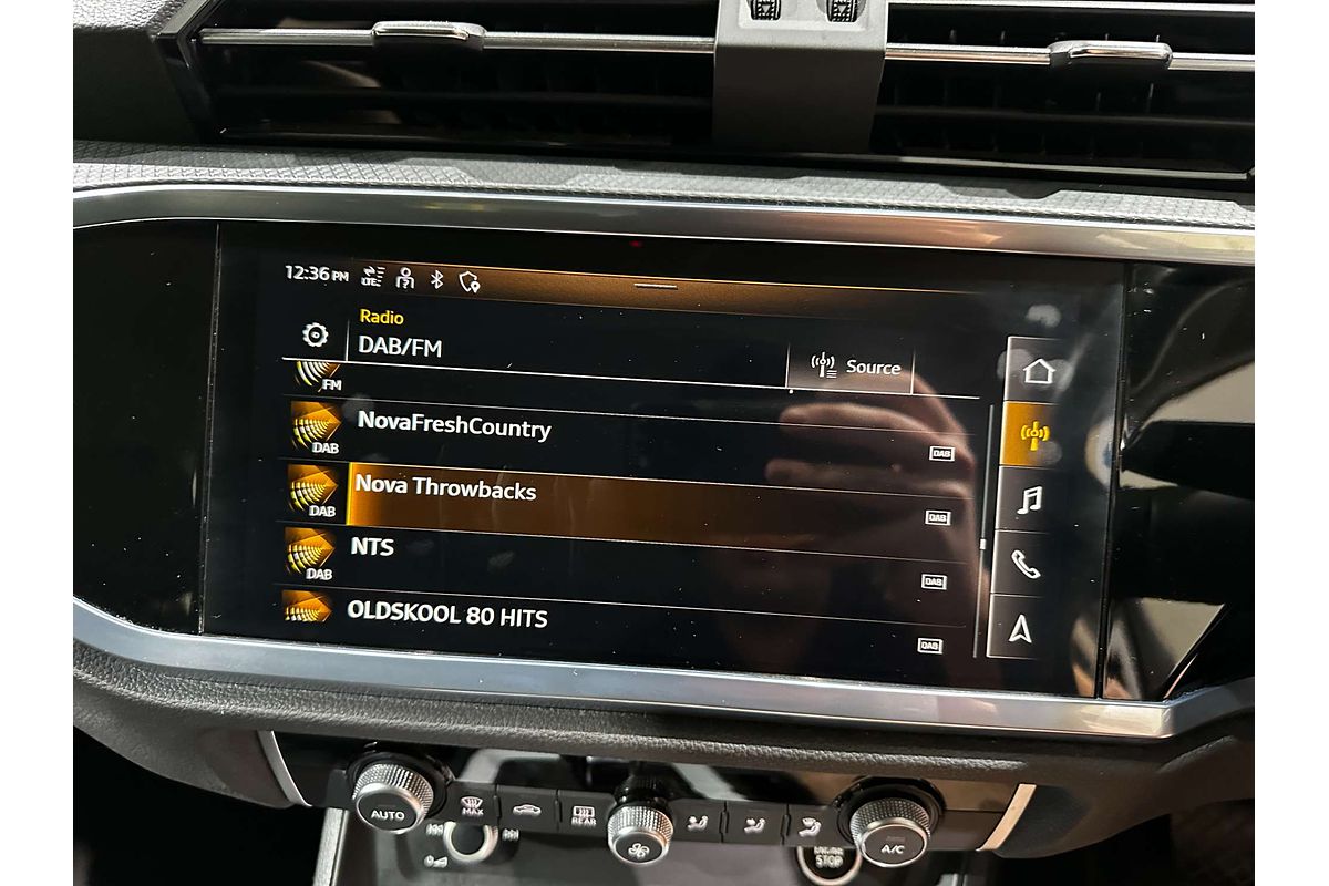 2022 Audi Q3 35 TFSI S line F3