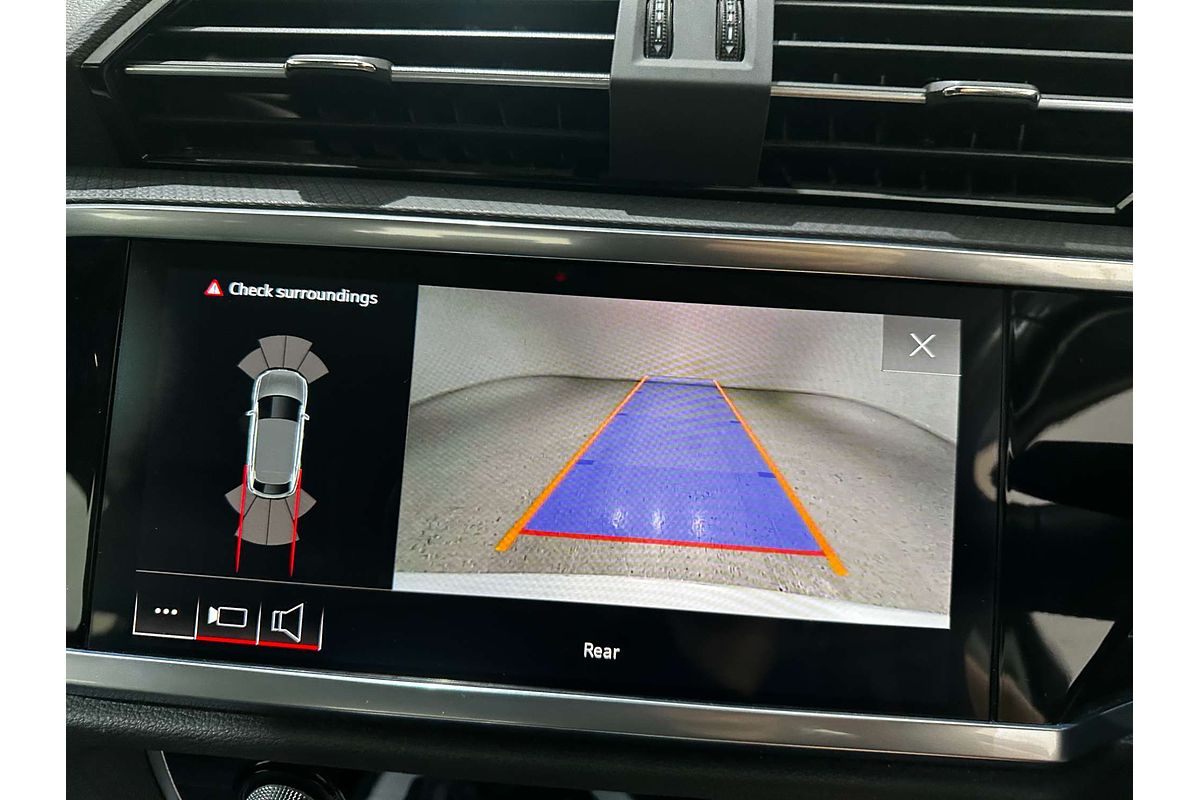 2022 Audi Q3 35 TFSI S line F3