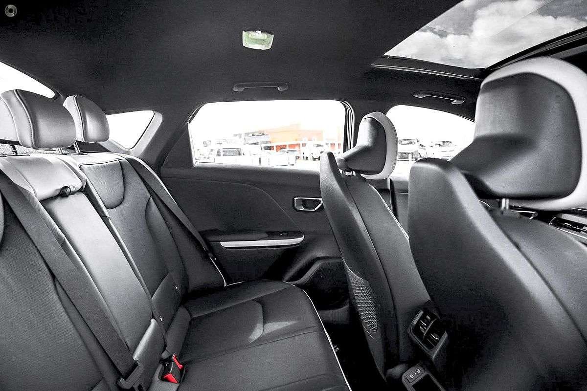 2024 Kia K4 GT-Line CL4m