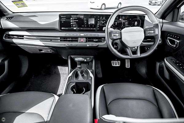 2024 Kia K4 GT-Line CL4m
