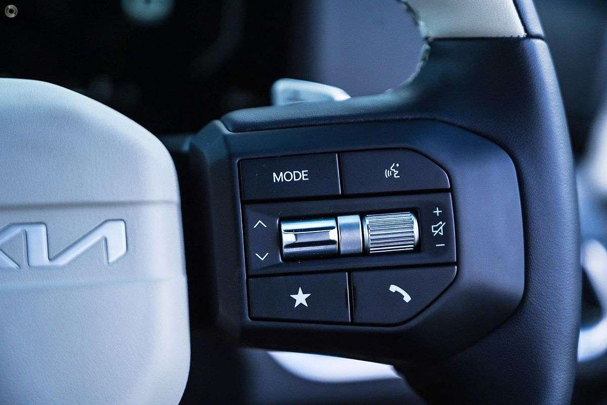 2024 Kia K4 GT-Line CL4m