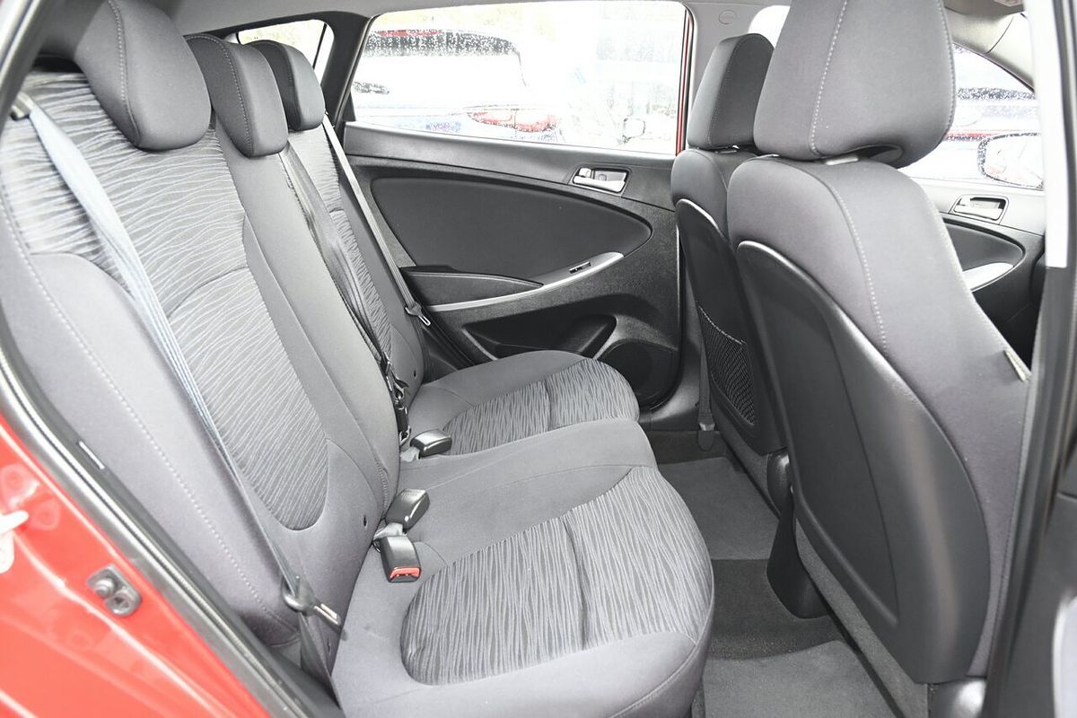 2018 Hyundai Accent Sport RB6