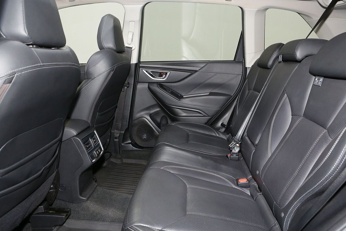 2020 Subaru Forester 2.5i-S S5