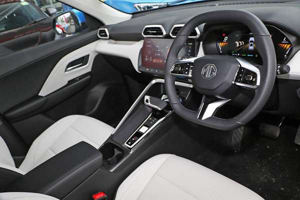 2025 MG ZS Essence Hybrid+ ZS32