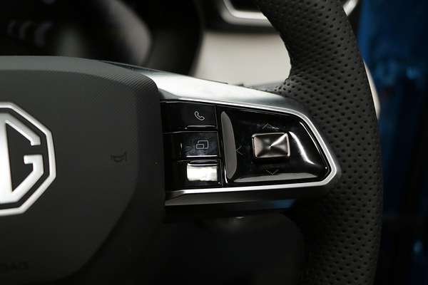 2025 MG ZS Essence Hybrid+ ZS32