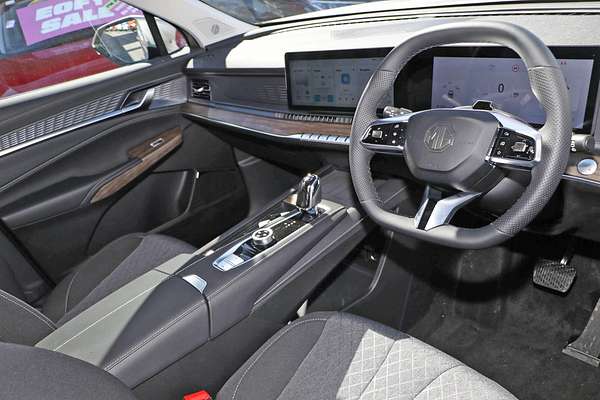 2025 MG QS Excite IS31