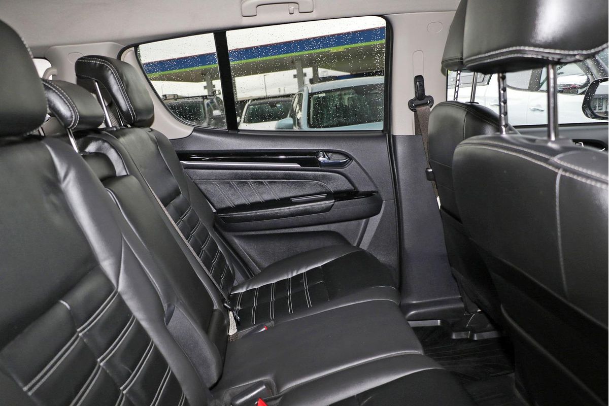 2019 Isuzu MU-X LS-T