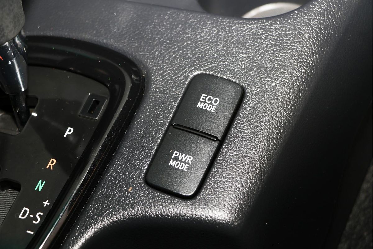 2018 Toyota Hilux Rugged X GUN126R 4X4