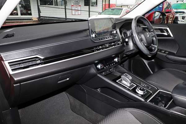 2021 Mitsubishi Outlander LS ZM