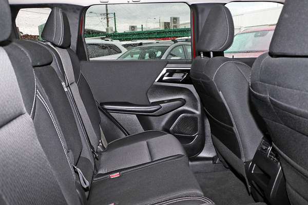 2021 Mitsubishi Outlander LS ZM