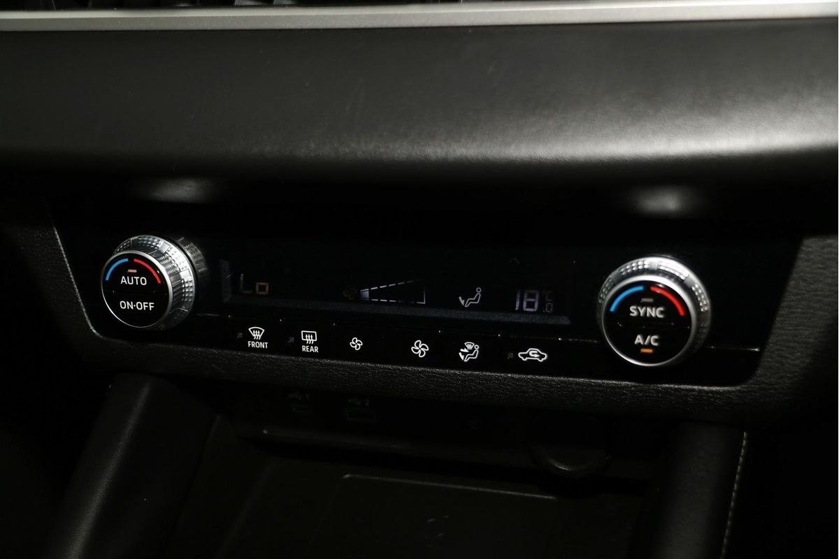 2021 Mitsubishi Outlander LS ZM