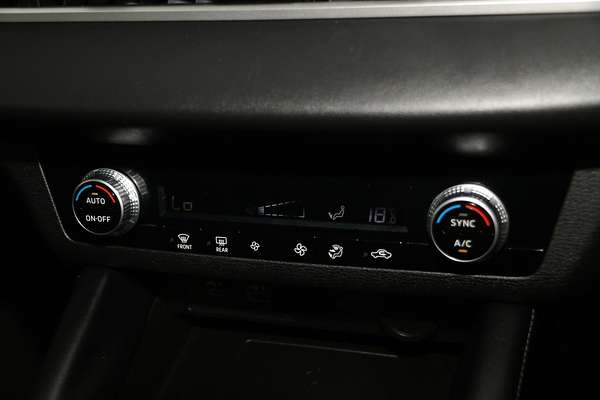 2021 Mitsubishi Outlander LS ZM