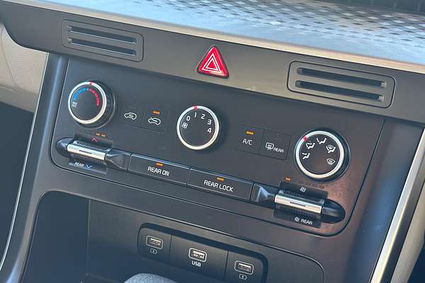 2024 Kia Carnival S KA4