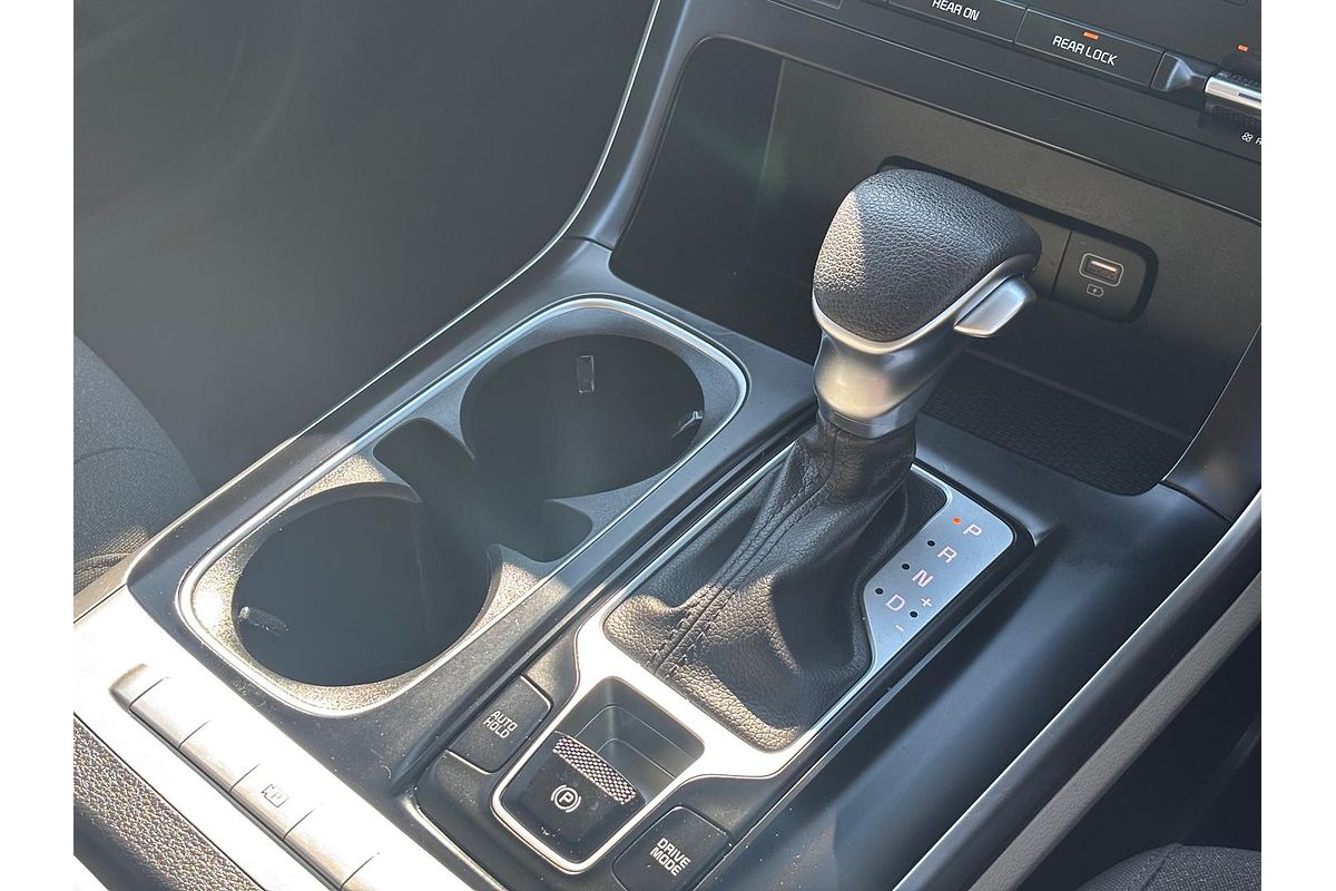 2024 Kia Carnival S KA4