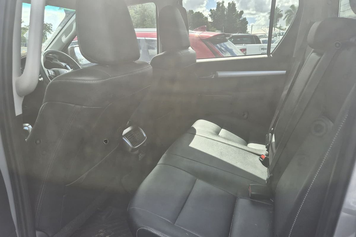 2024 Toyota Hilux SR5 48V GUN126R 4X4