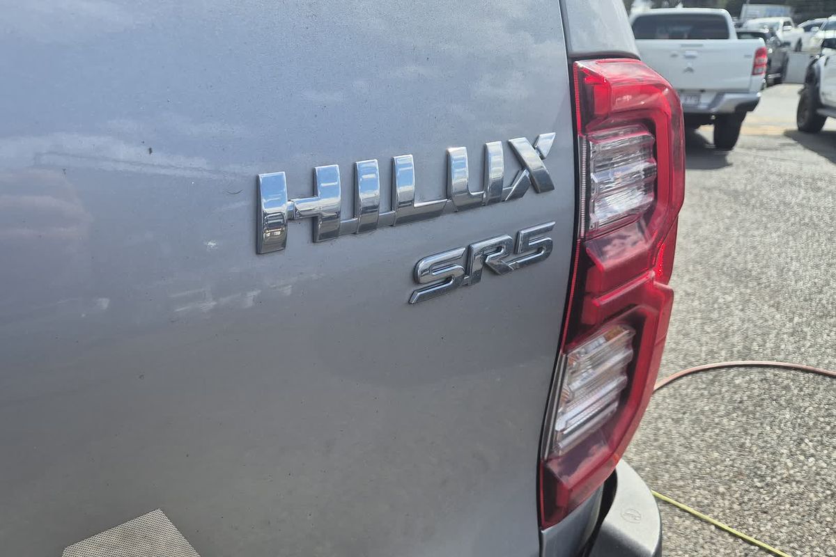 2024 Toyota Hilux SR5 48V GUN126R 4X4
