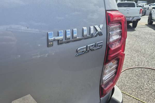 2024 Toyota Hilux SR5 48V GUN126R 4X4