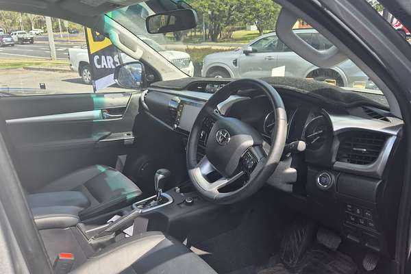 2024 Toyota Hilux SR5 48V GUN126R 4X4