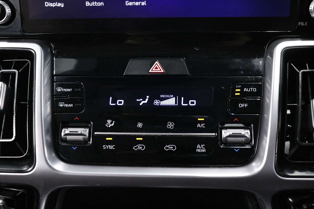 2022 Kia Sorento Sport MQ4