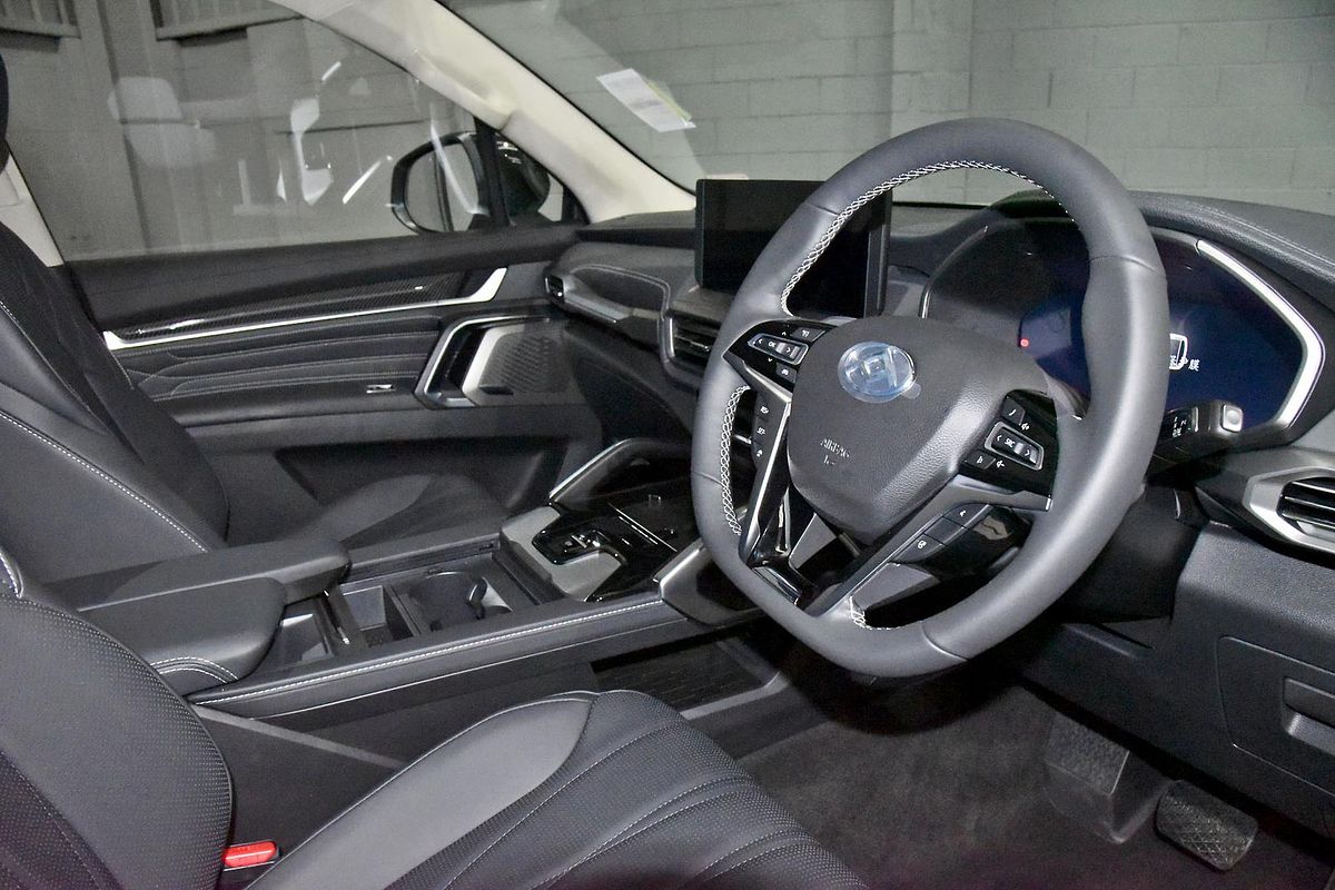 2025 LDV D90 Executive SV9A