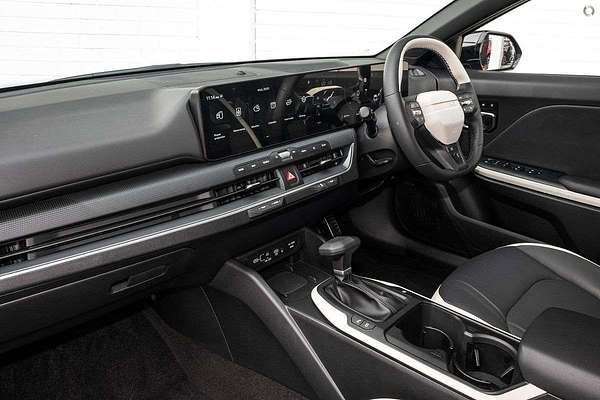 2025 Kia K4 GT-Line CL4m