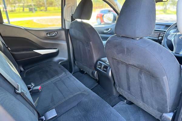 2015 Nissan Navara ST D23 4X4