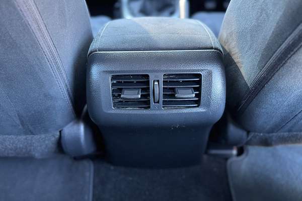 2015 Nissan Navara ST D23 4X4