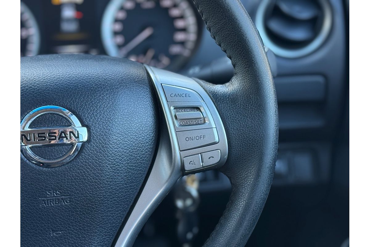 2015 Nissan Navara ST D23 4X4