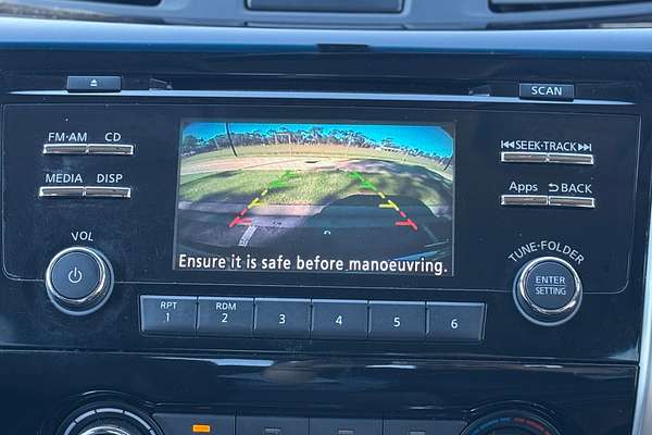 2015 Nissan Navara ST D23 4X4