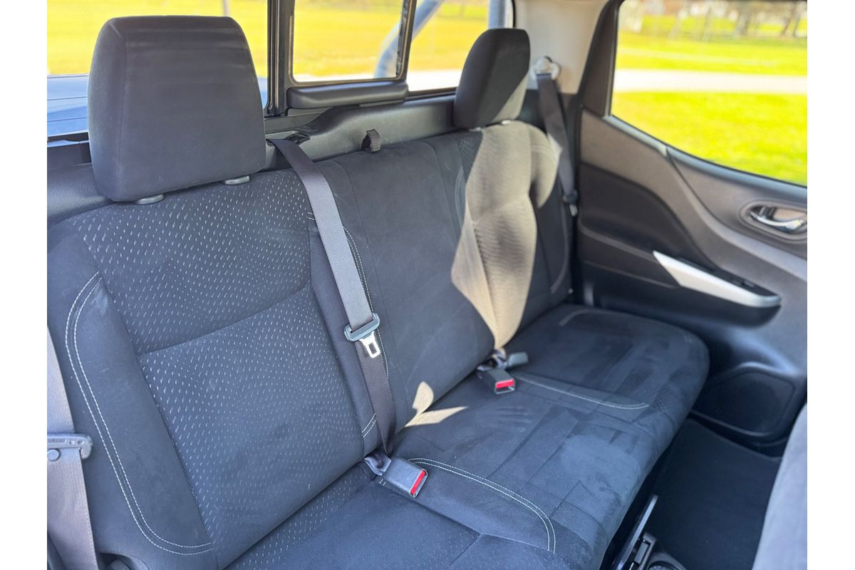 2015 Nissan Navara ST D23 4X4