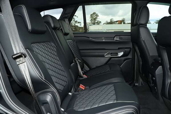 2025 Ford Everest Platinum 3.0L