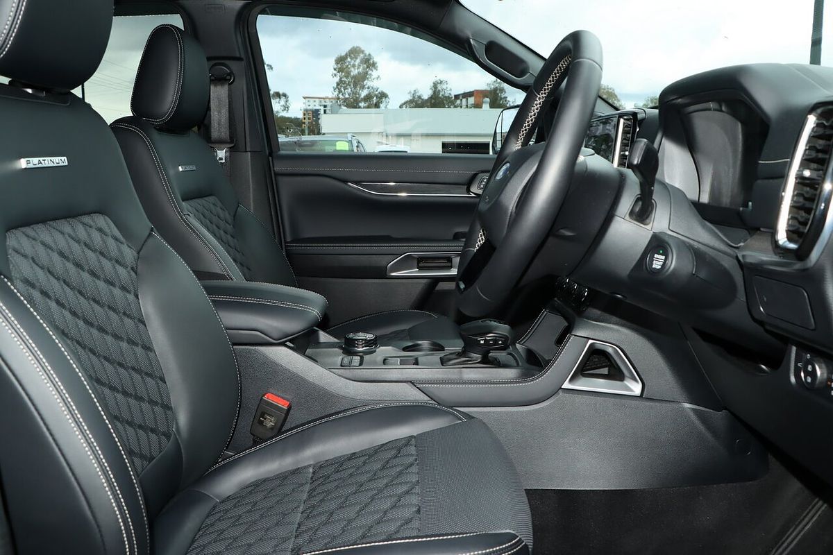 2025 Ford Everest Platinum 3.0L
