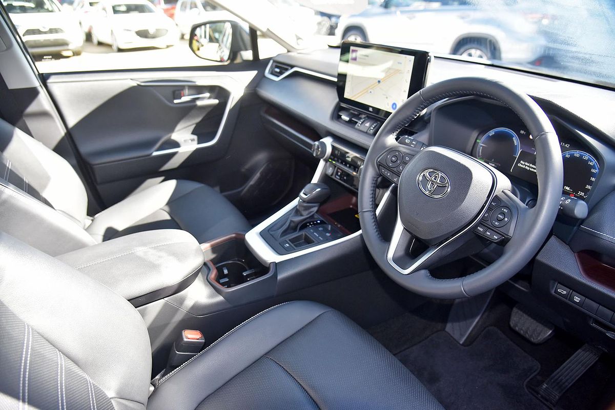 2024 Toyota RAV4 Cruiser AXAH52R