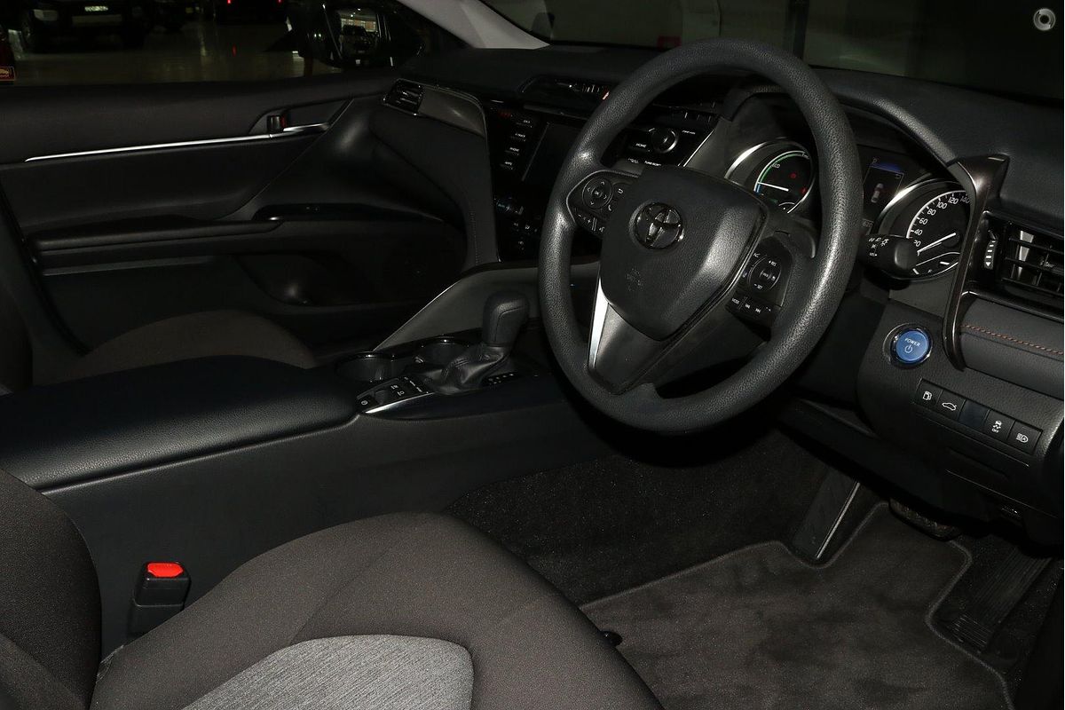 2020 Toyota Camry Ascent AXVH71R