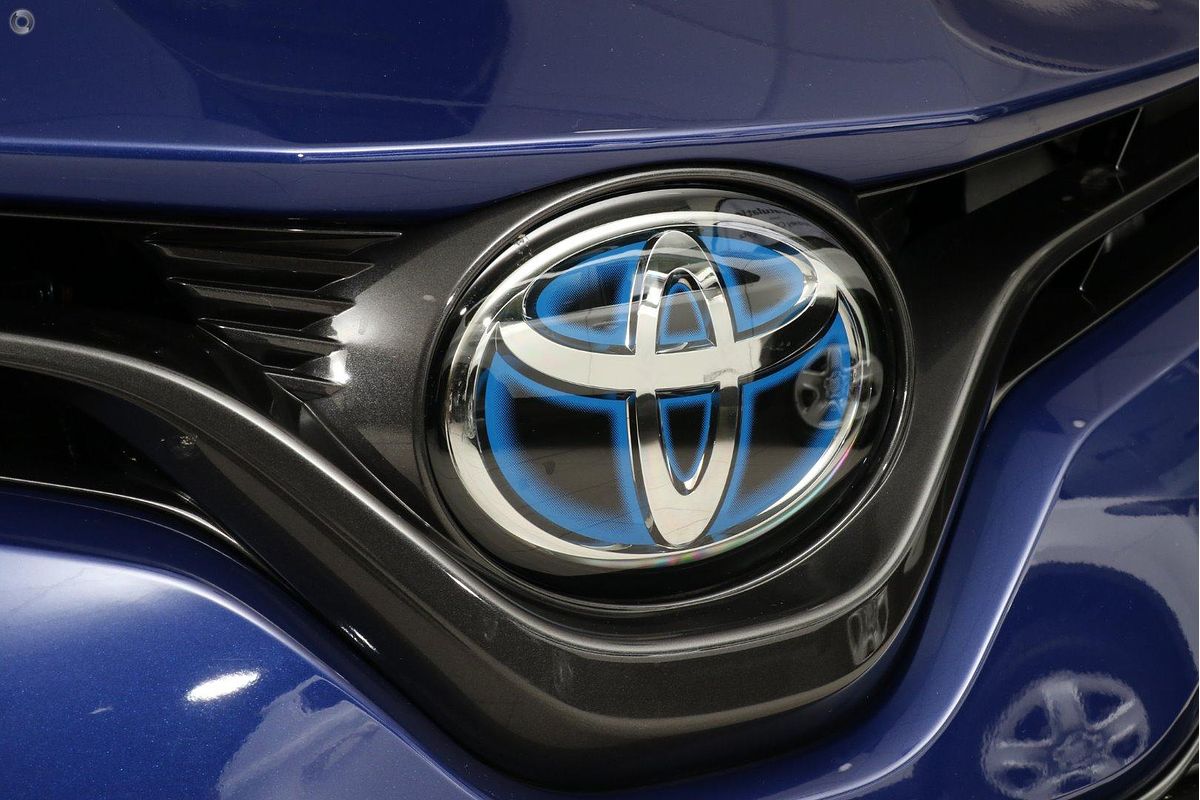 2020 Toyota Camry Ascent AXVH71R