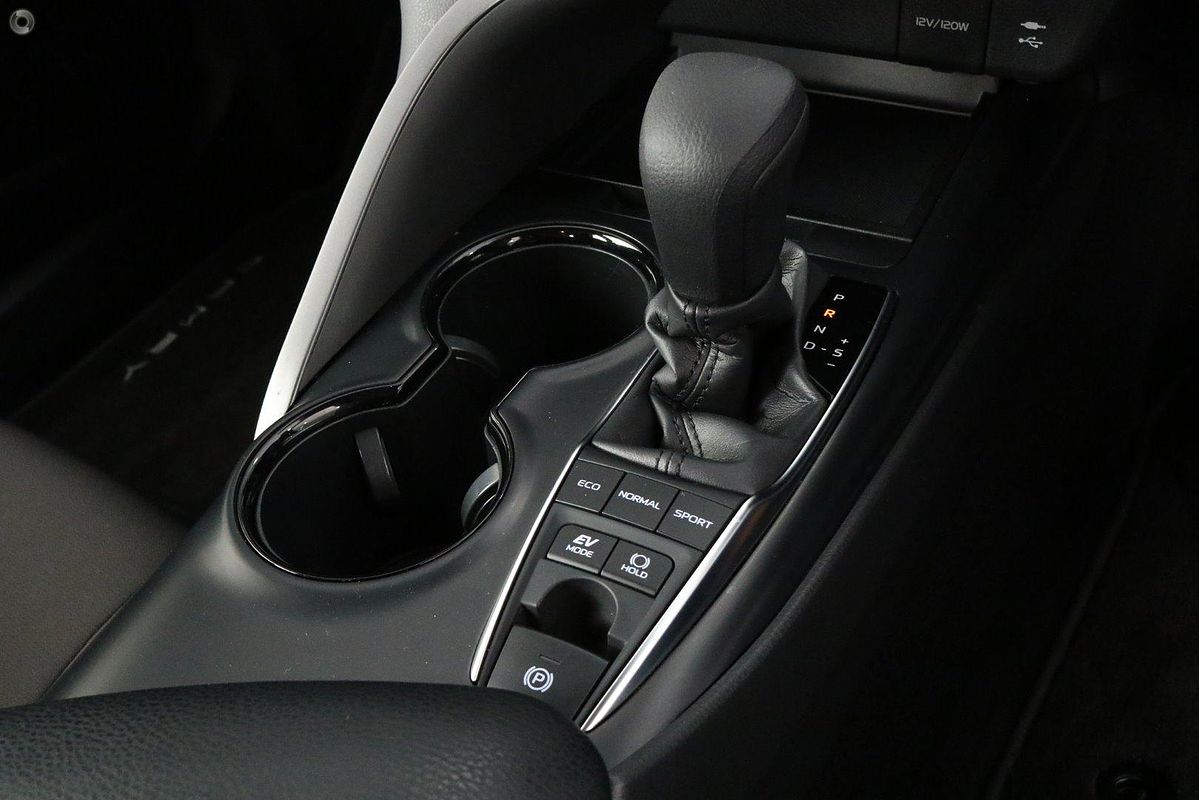 2020 Toyota Camry Ascent AXVH71R