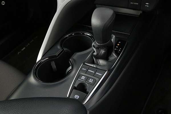 2020 Toyota Camry Ascent AXVH71R