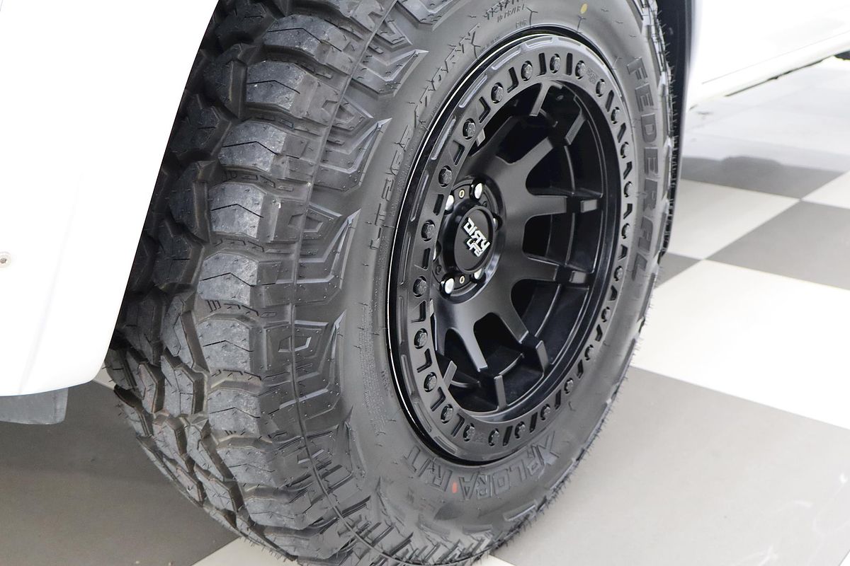 2021 Nissan Navara SL D23 Rear Wheel Drive
