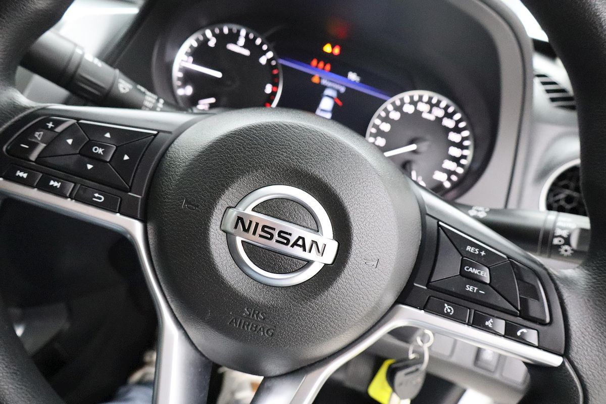 2021 Nissan Navara SL D23 Rear Wheel Drive