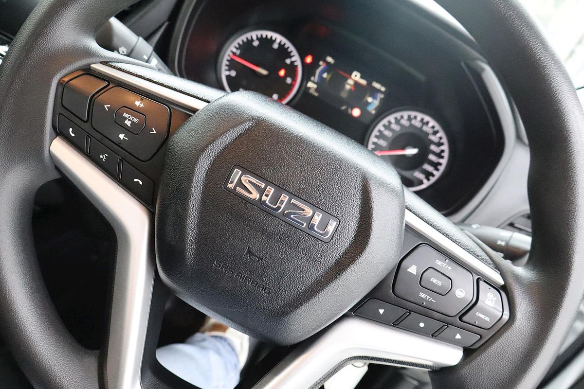 2021 Isuzu D-MAX SX High Ride Rear Wheel Drive