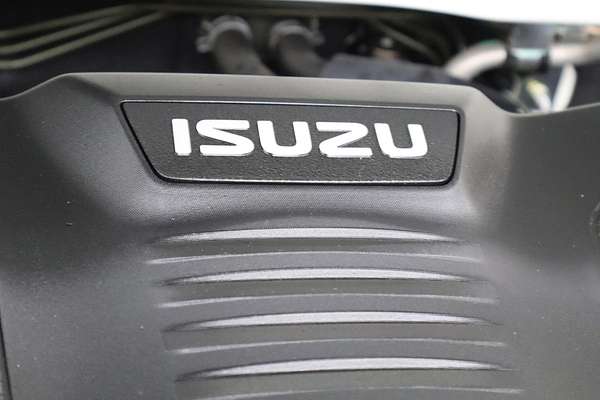 2021 Isuzu D-MAX SX High Ride Rear Wheel Drive