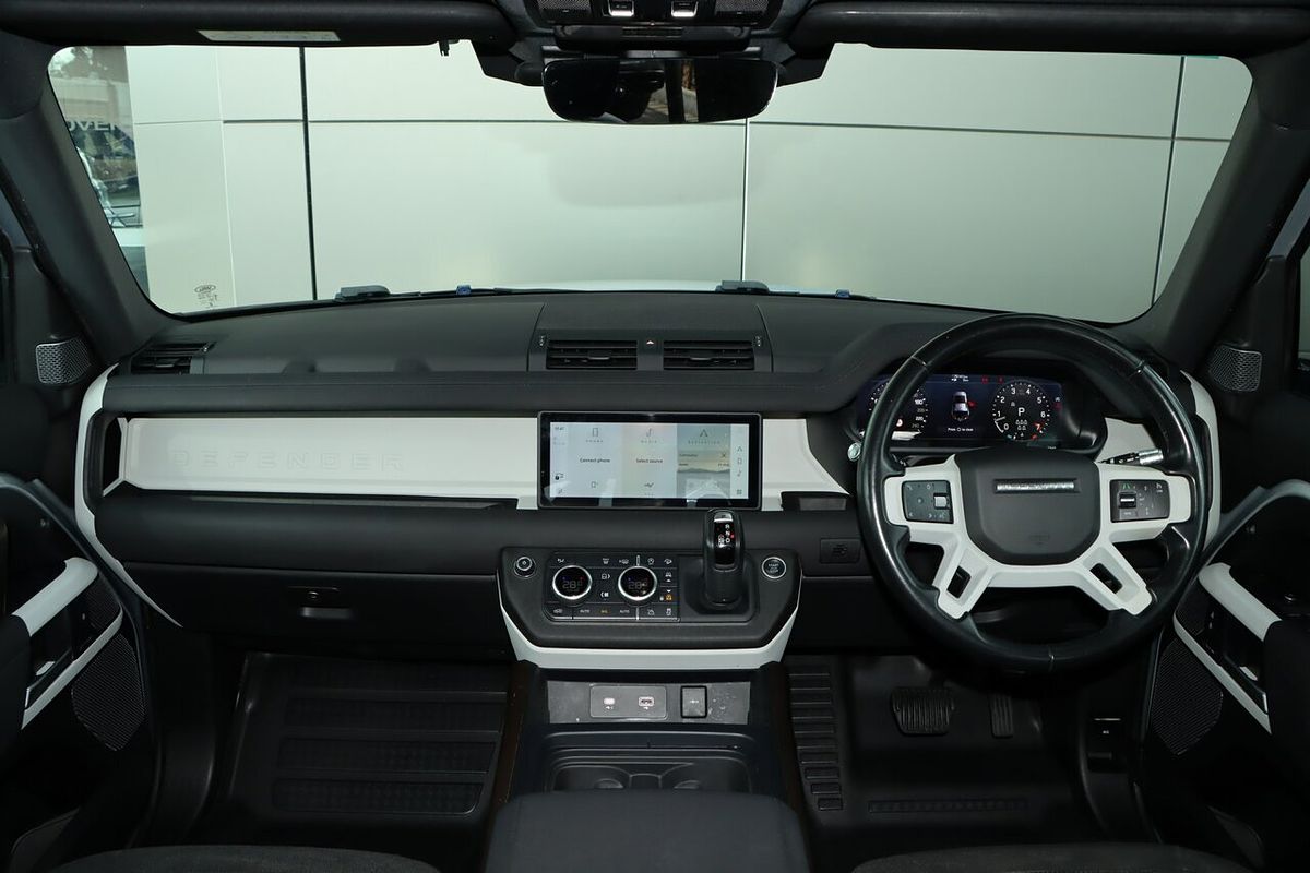 2021 Land Rover Defender 110 P300 S L663