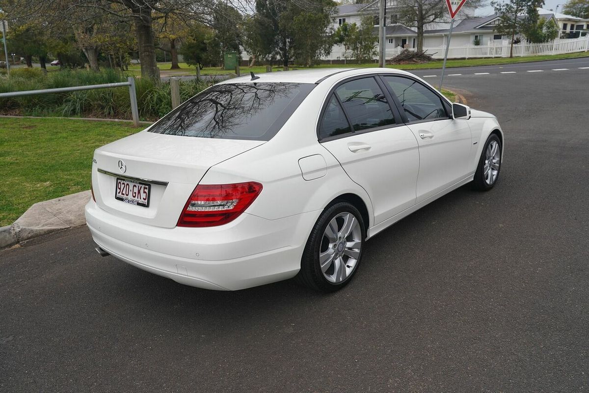 2011 Mercedes-Benz 200 BE W204 MY11
