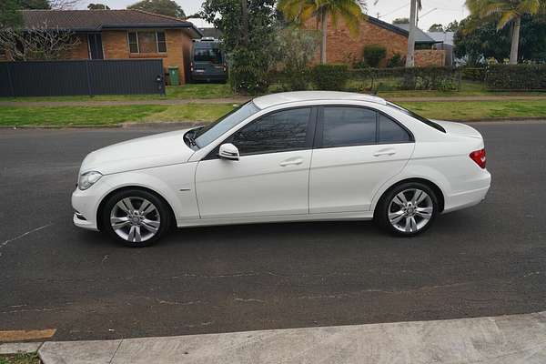 2011 Mercedes-Benz 200 BE W204 MY11