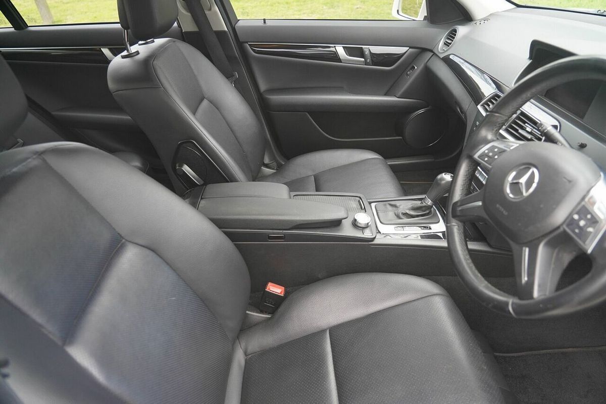 2011 Mercedes-Benz 200 BE W204 MY11