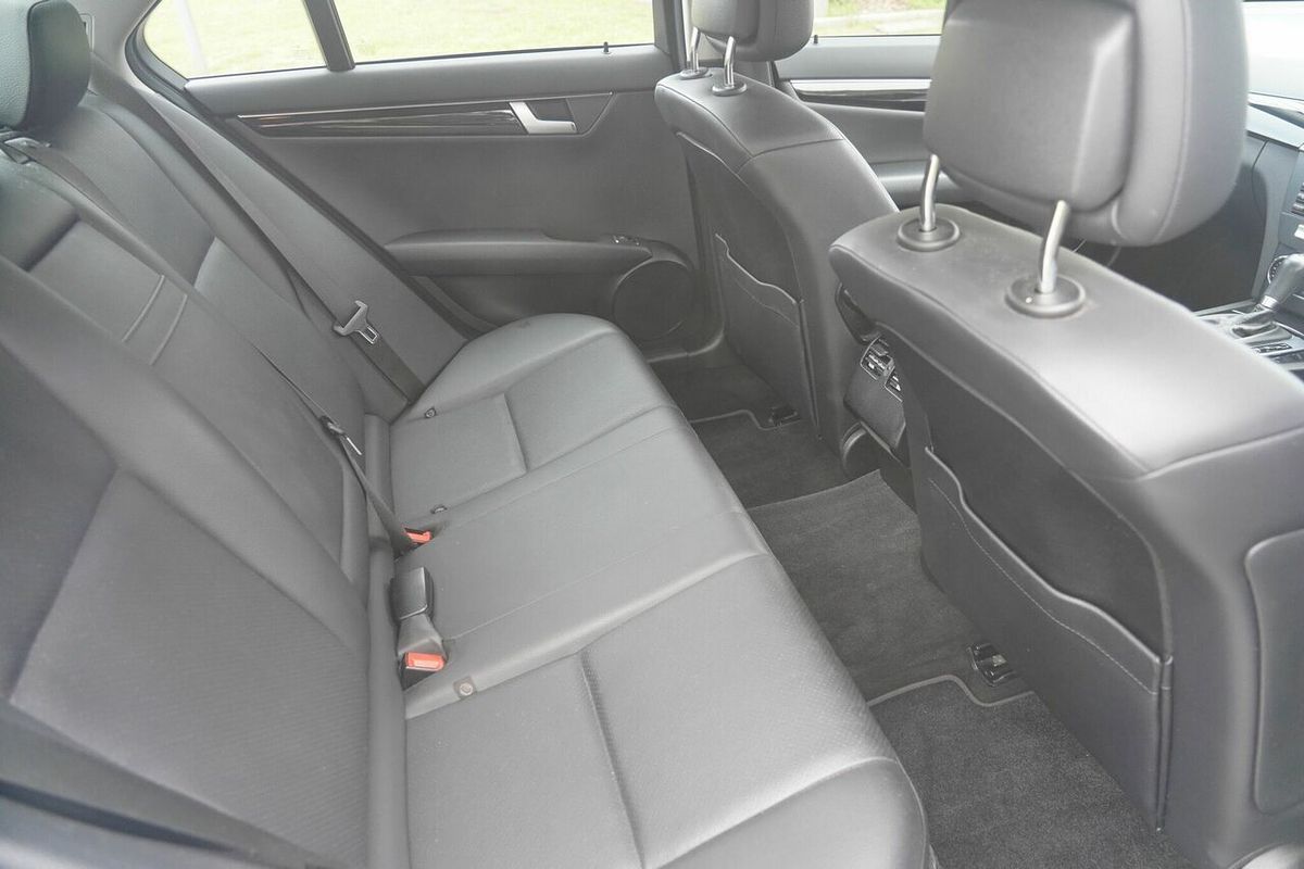 2011 Mercedes-Benz 200 BE W204 MY11